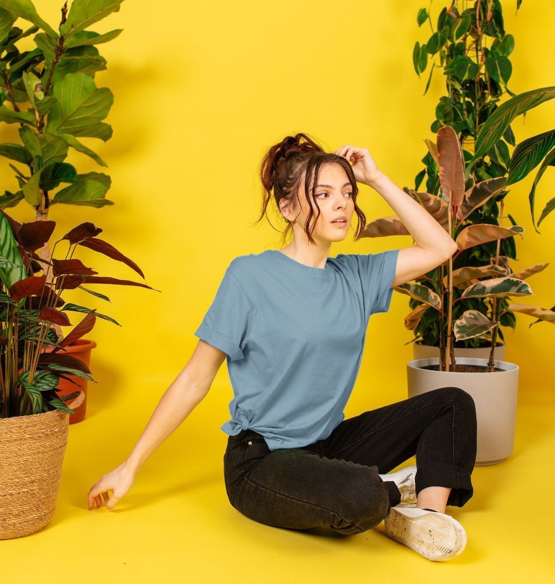 Womens relaxed fit tee