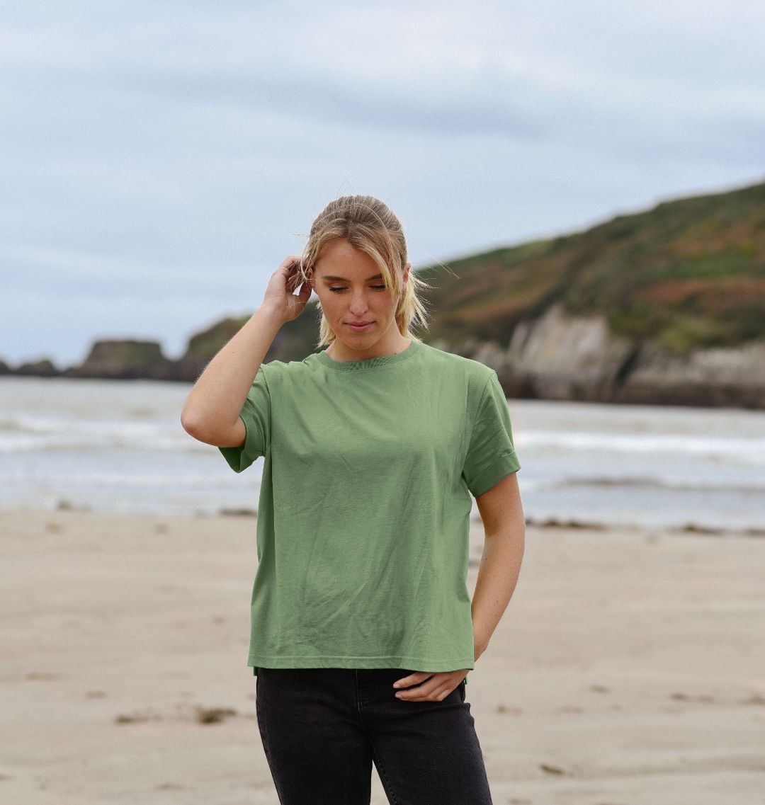 Womens relaxed fit tee